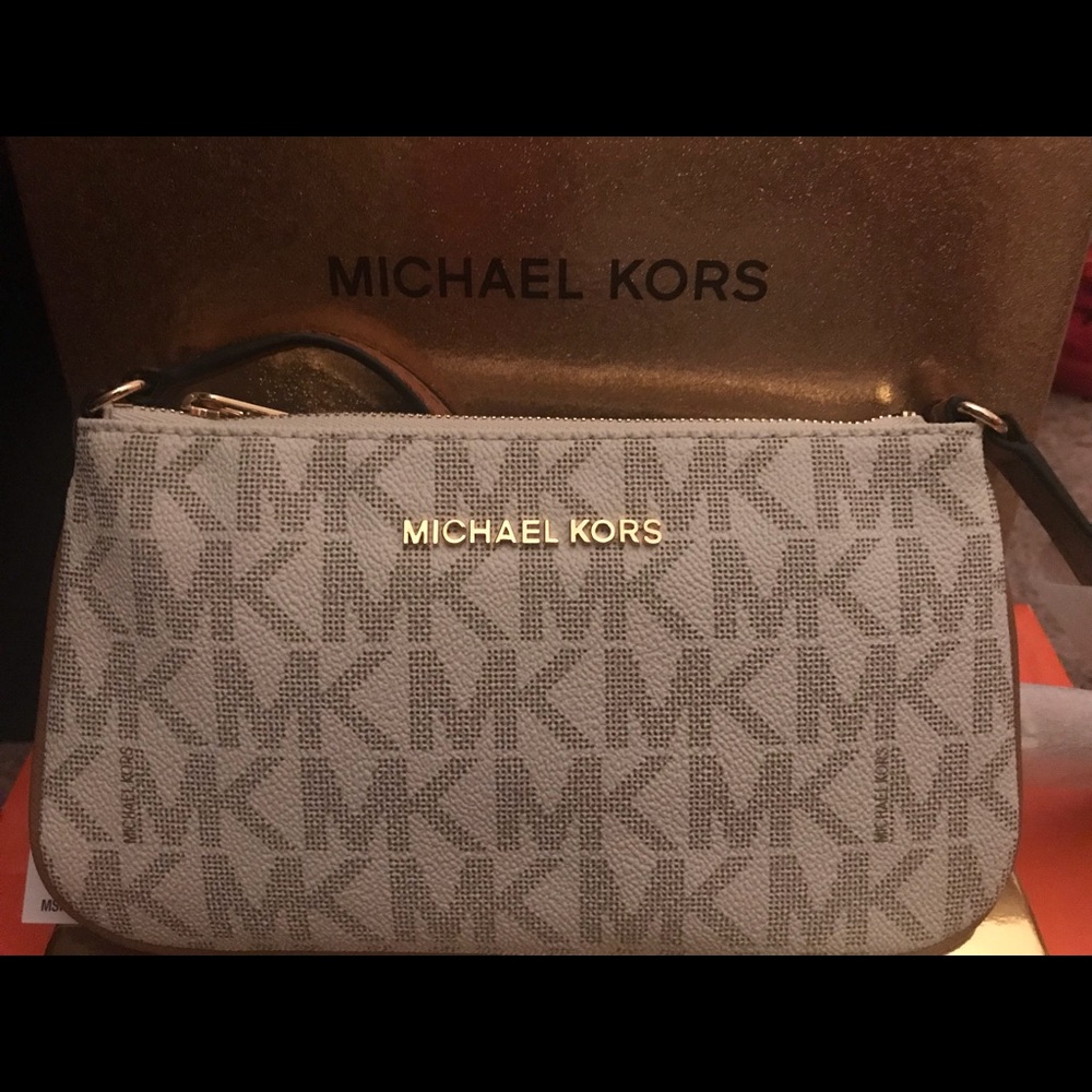 MICHAEL KORS cross body